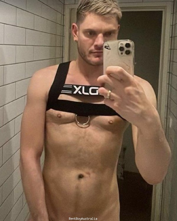 Jakey.Hunter Gay Escort Melbourne 0449109771 BoyExpress.com